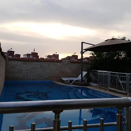 Villa Budak Tam Korunakli Ozl Havuzlu Mustakil * Belek