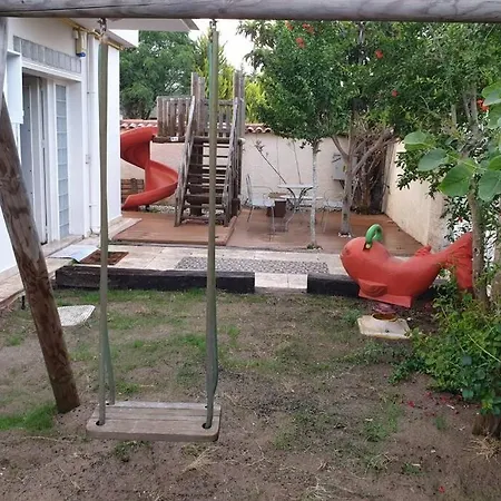 Villa Budak Tam Korunakli Ozl Havuzlu Mustakil